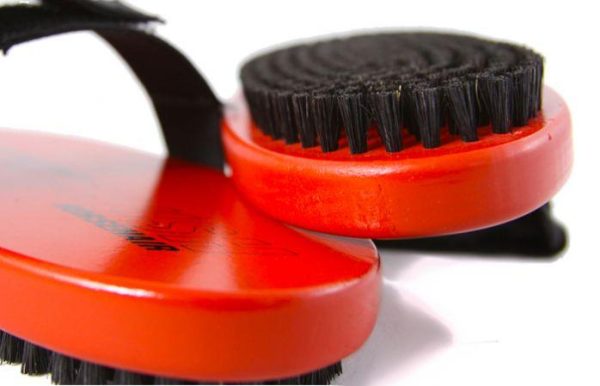 Sidecut Racing Oval Horsehair Brush Online